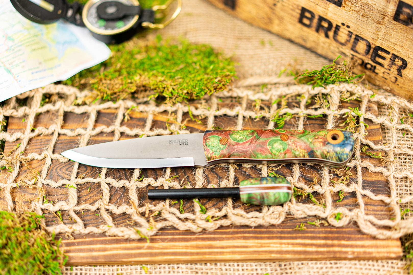 Brüder Alger Bushcraft Knife - Army Green/Brown Triple Dyed Burl